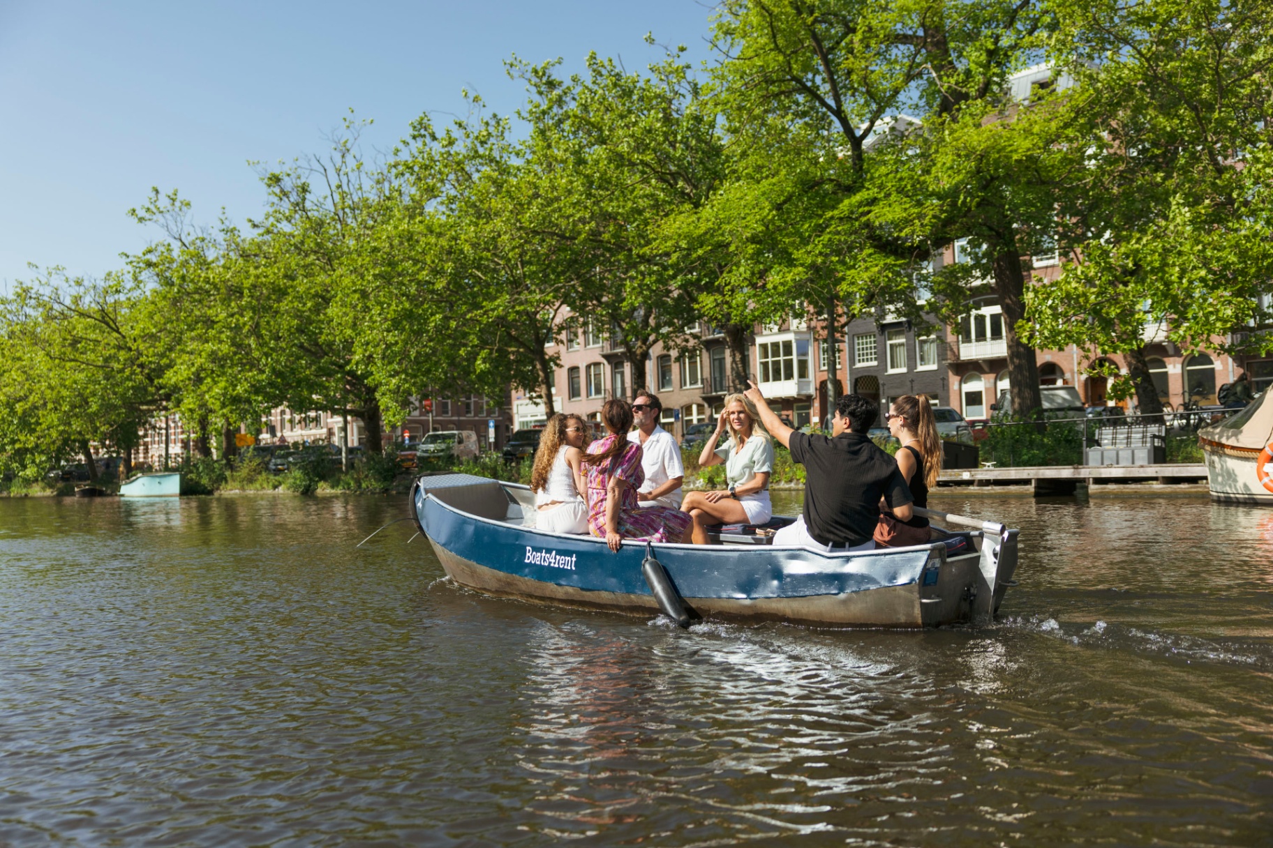Barca elettrica sui canali di Amsterdam